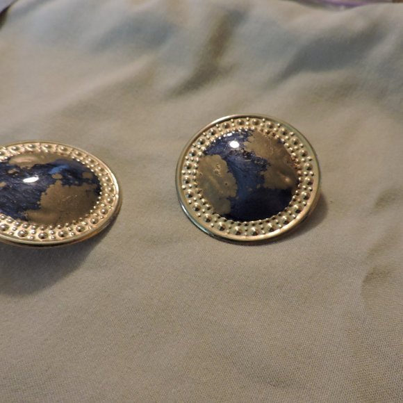 Post Back Metal Earrings .. Painted - Picture 7 of 11